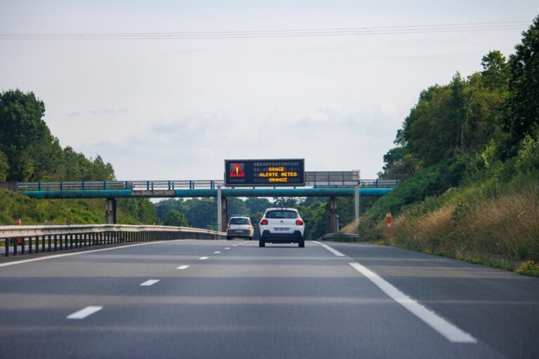 seguridad en autopistas, seguridad en carreteras.